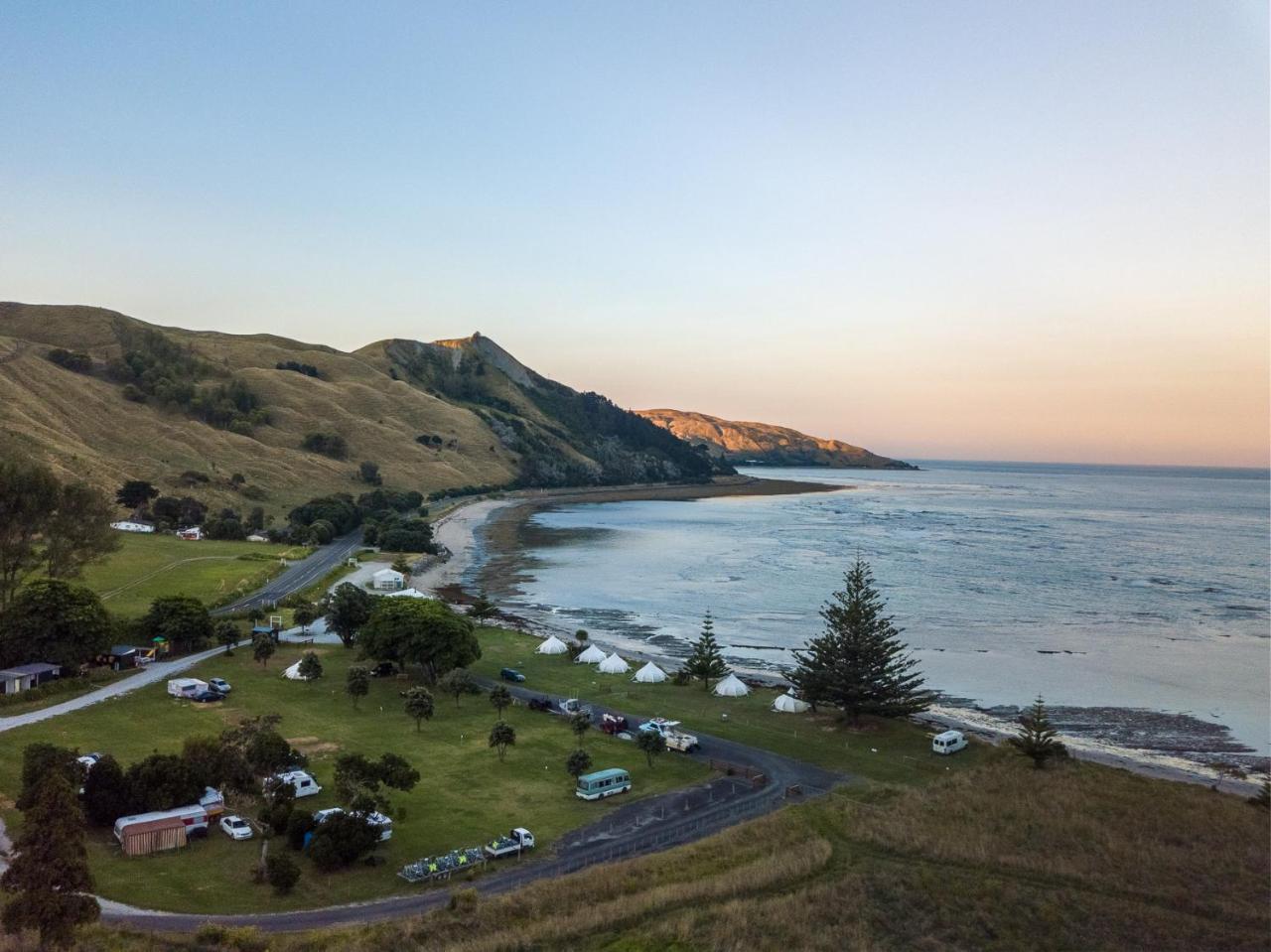 Tatapouri Bay Hotell Gisborne Exteriör bild